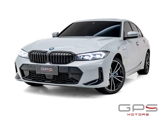 BMW 330e 2.0 16V TURBO HÍBRIDO M SPORT AUTOMÁTICO BMW 330e 2.0 16V TURBO HÍBRIDO M SPORT AUTOMÁTICO